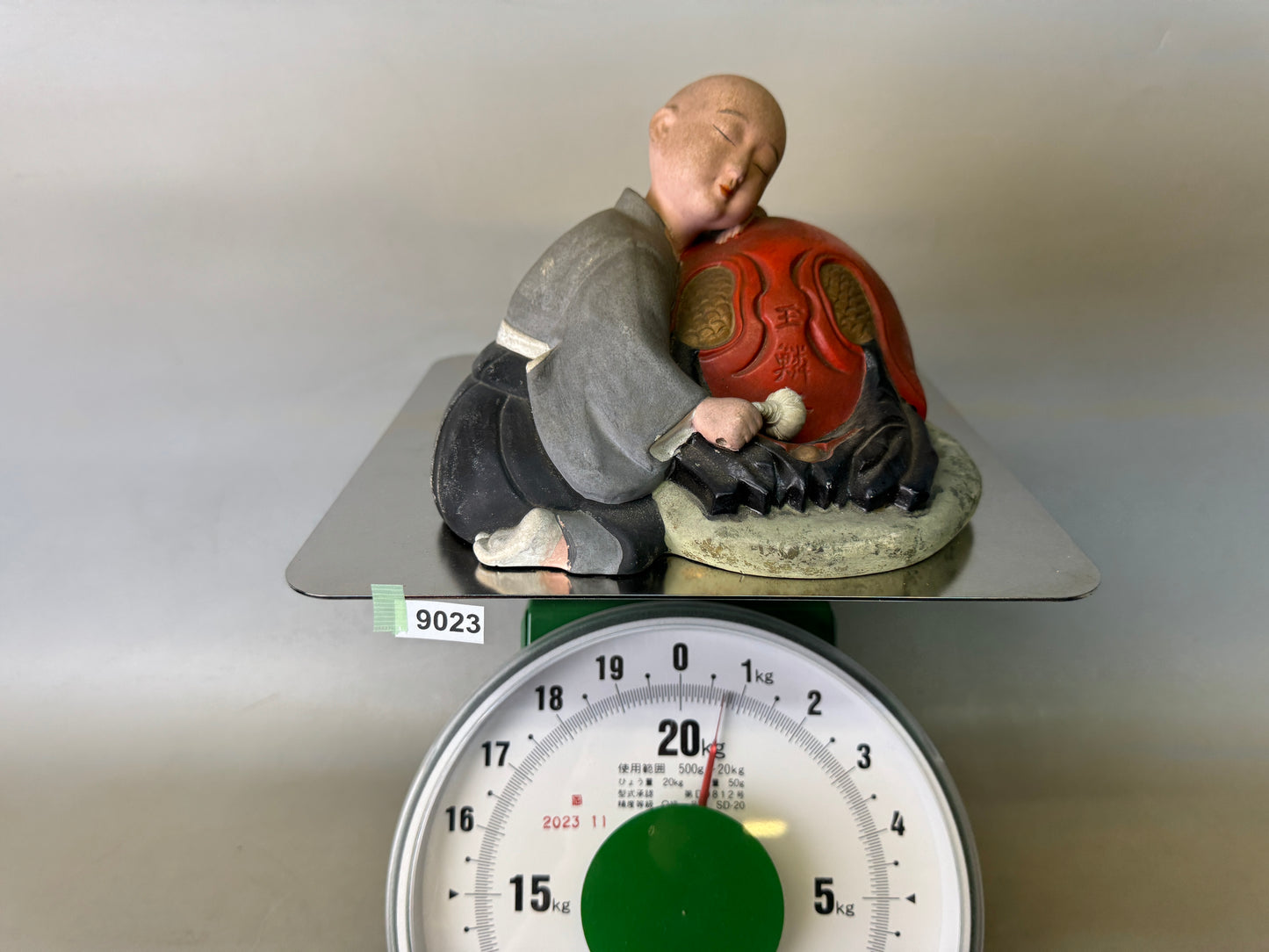 Y9023 OKIMONO ceramic Dozing Monk figurine Mokugyo Japan antique interior figure