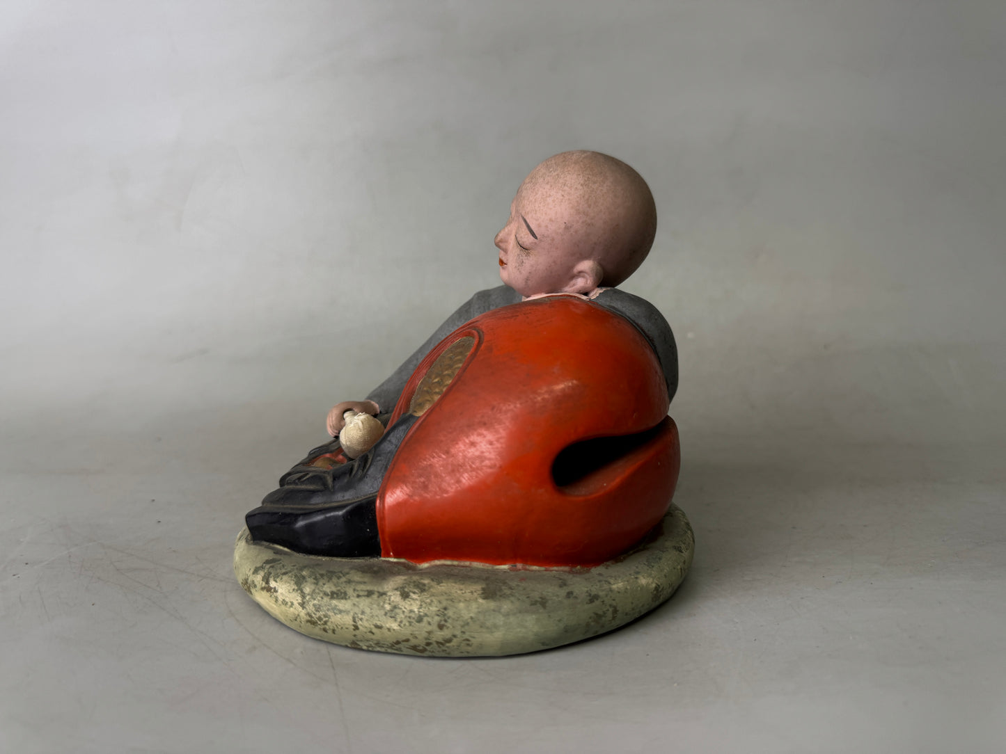 Y9023 OKIMONO ceramic Dozing Monk figurine Mokugyo Japan antique interior figure