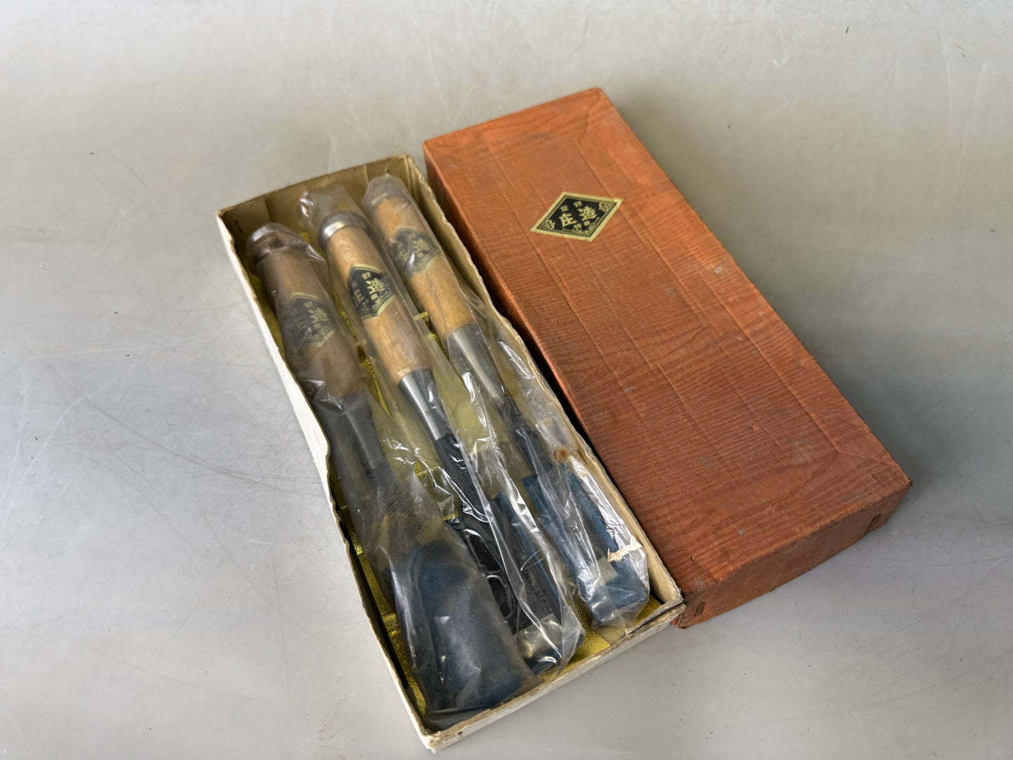 Y9024 KANNA 3 hand planes signed box carpenter's tools Japan antique carpentry