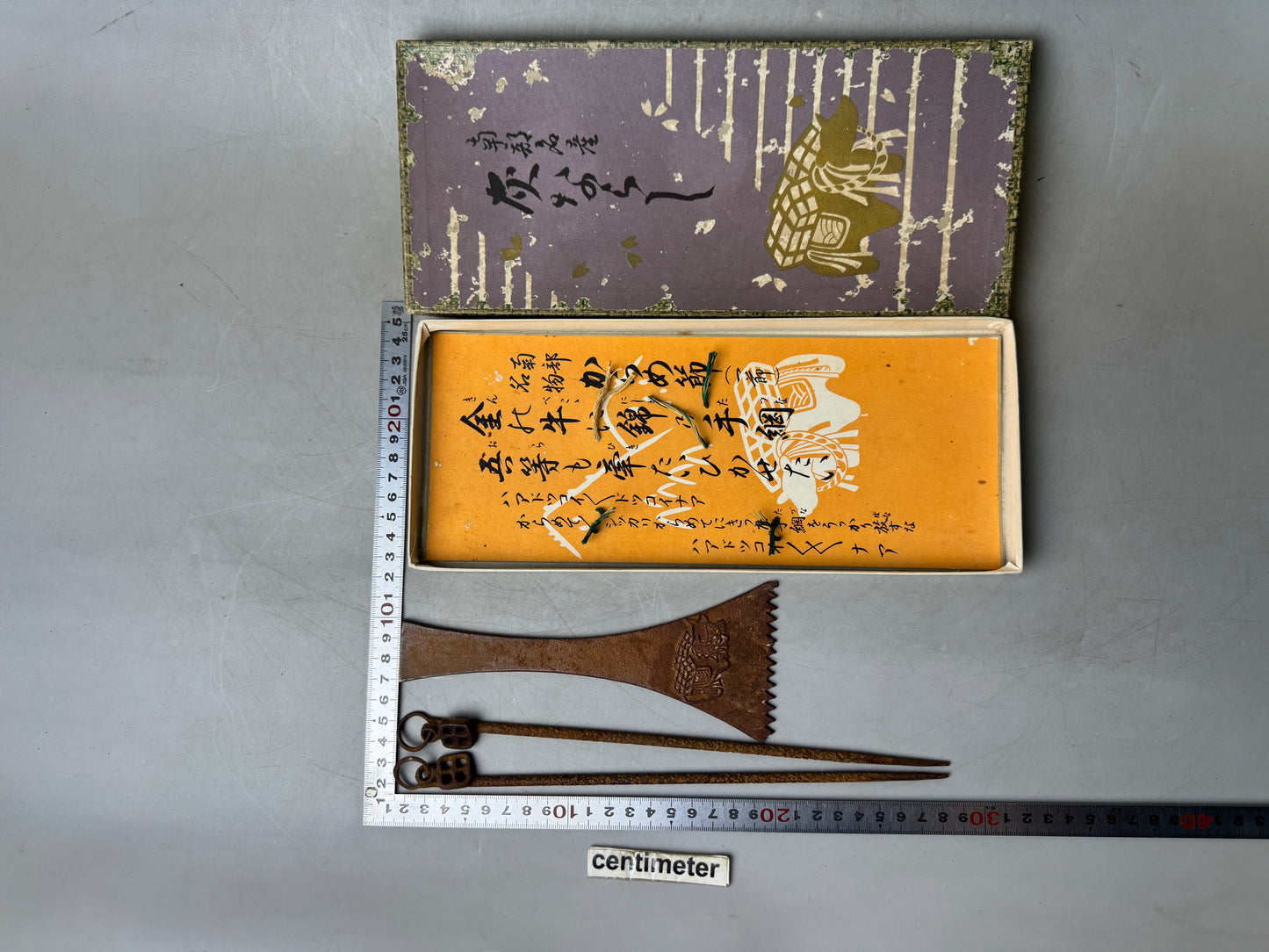 Y9025 HIBASHI Iron chopsticks ash leveling tool box Japan Tea Ceremoy antique