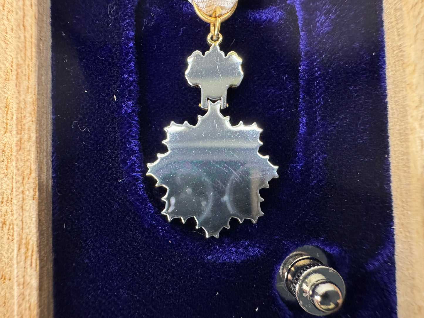 Y9071 KUNSHO small 5th Class Order of the Rising Sun box Japanese military medal