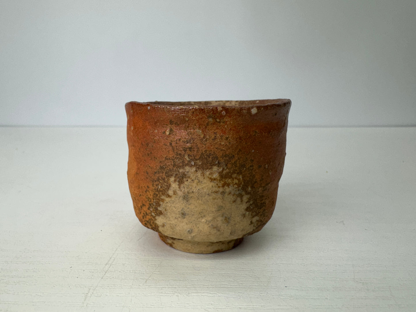 Y9084 CHAWAN Shigaraki-ware sake cup signed box Guinomi Japan antique tableware