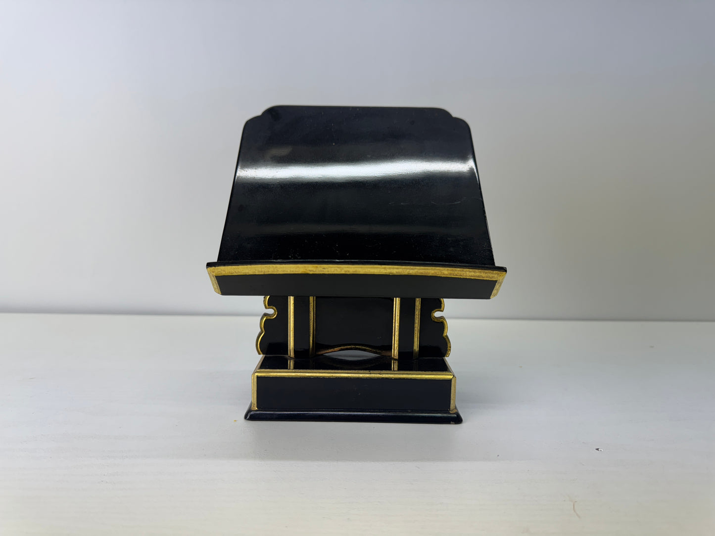 Y9087 Buddhist Altar Kakocho stand black lacquer gold rim Japan antique Buddhism