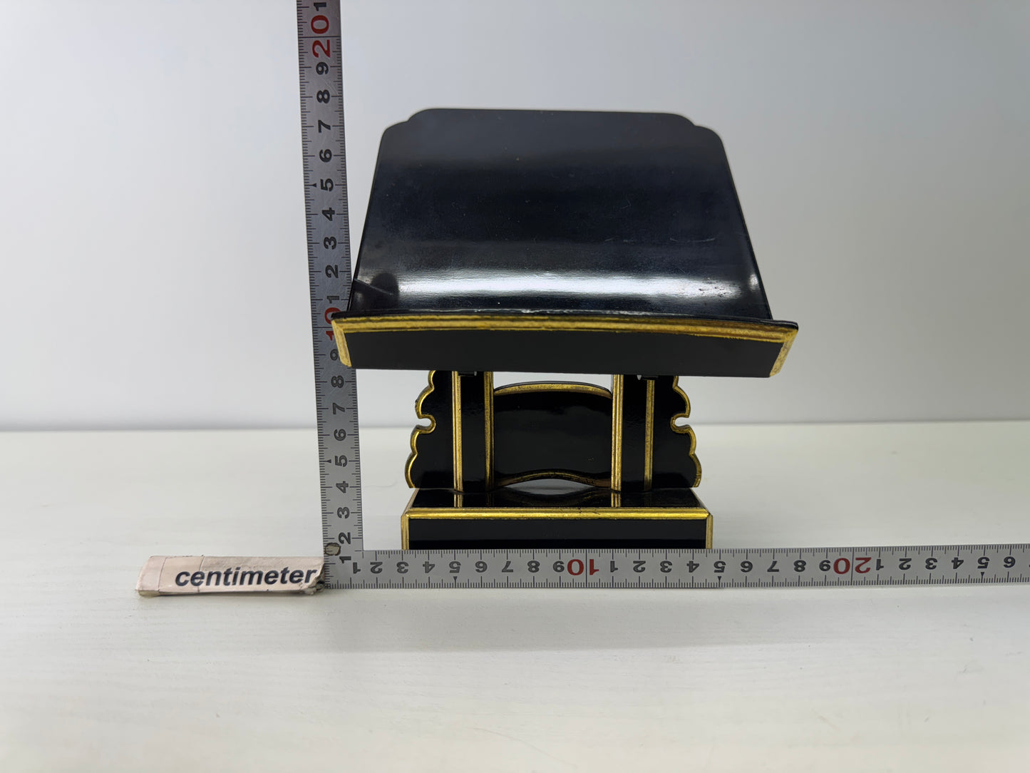 Y9087 Buddhist Altar Kakocho stand black lacquer gold rim Japan antique Buddhism