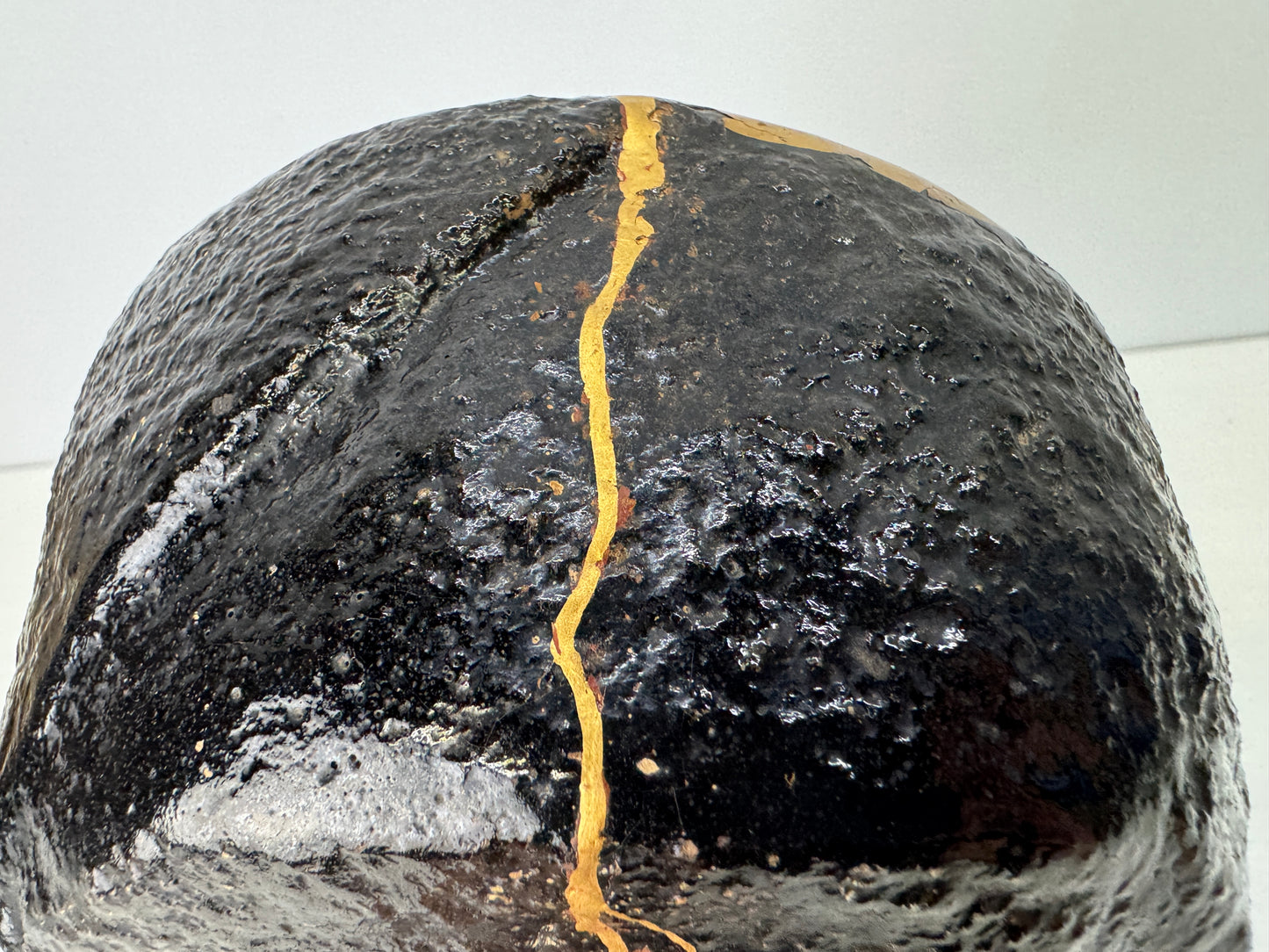Y9093 CHAWAN Raku-ware black bowl signed box kintsugi Japan antique tea ceremony