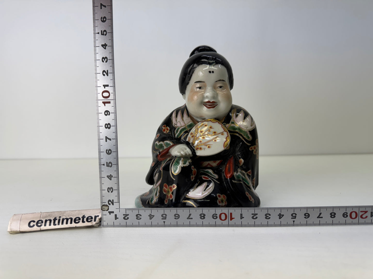 Y9106 STATUE Koimari kimono woman figurine Japan antique figure interior decor