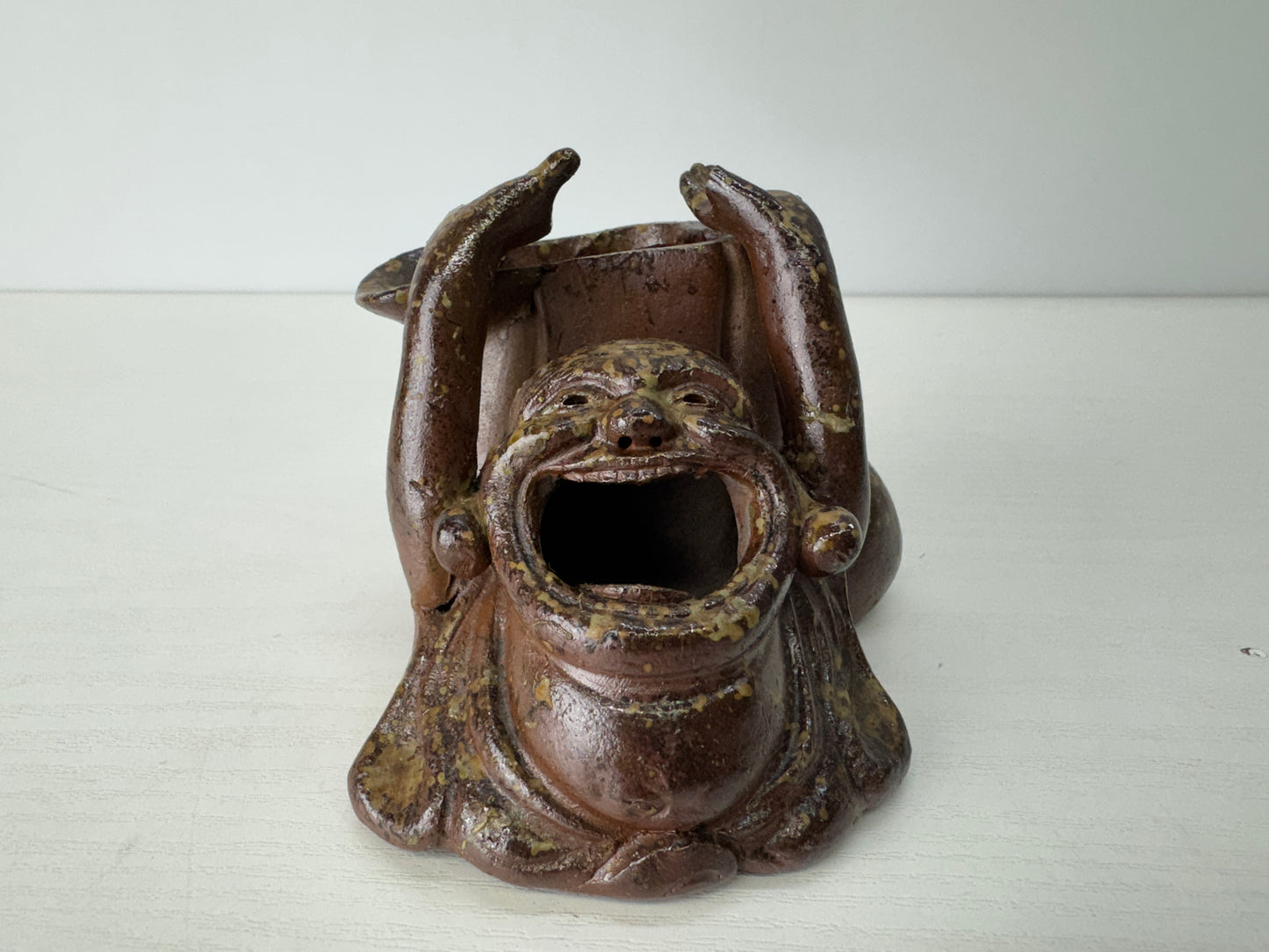 Y9107 ASHTRAY Bizen-ware Daikoku figure Japan antique collectible cigarette