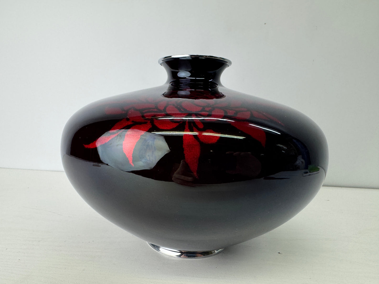 Y9119 FLOWER VASE Cloisonne Black signed box Japan ikebana floral arrangement