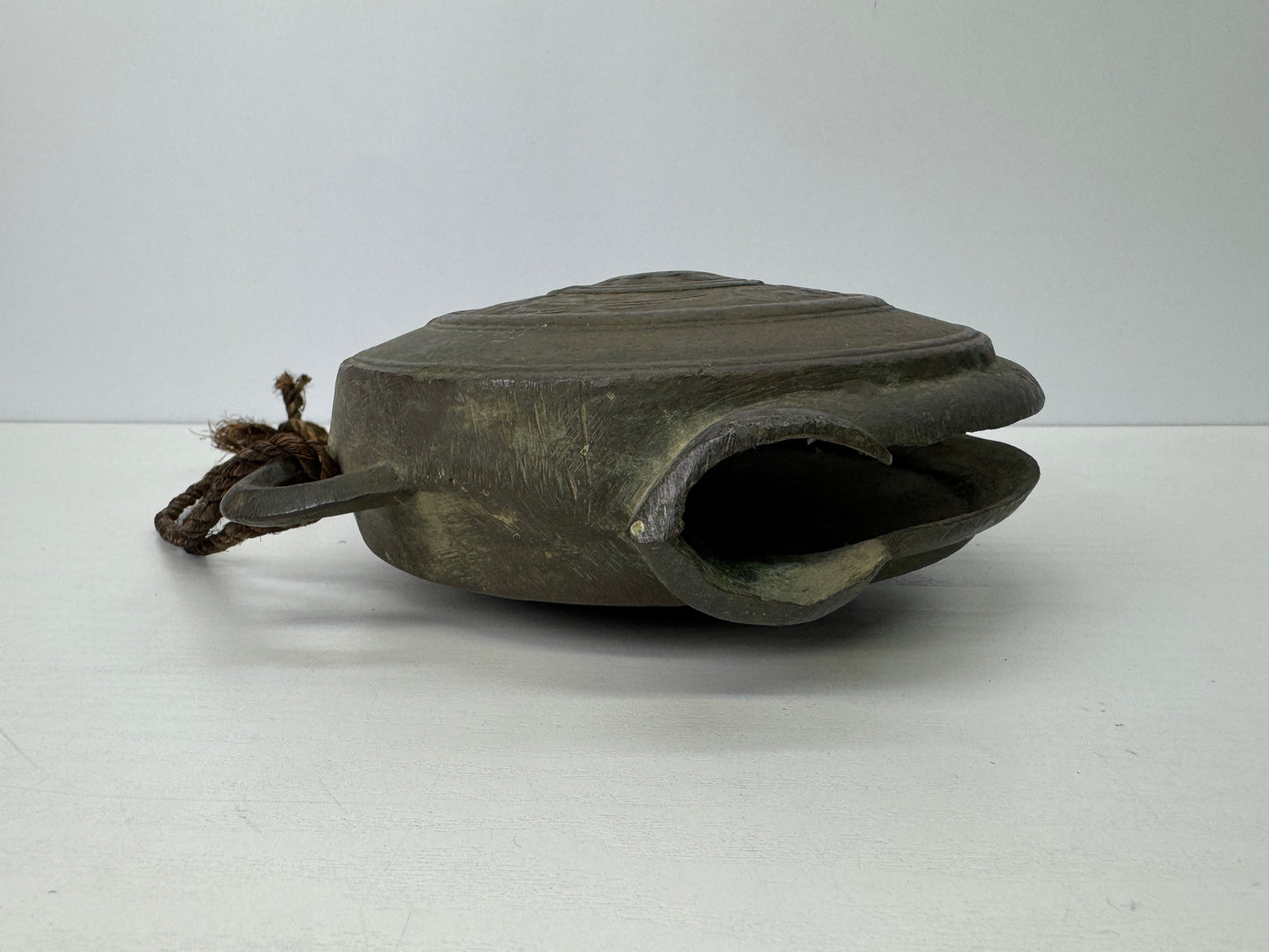 Y9144 Buddhist Altar Equipment Waniguchi small bell Japan antique Buddhism