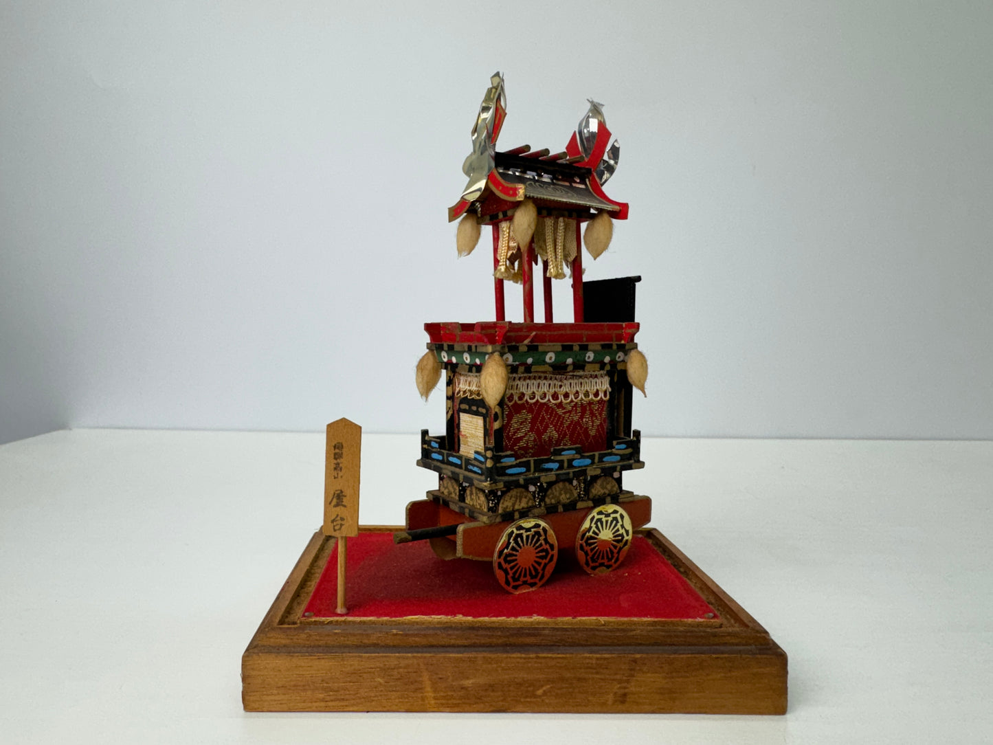 Y9146 OKIMONO miniature Takayama Festival stall glass case Japan antique decor