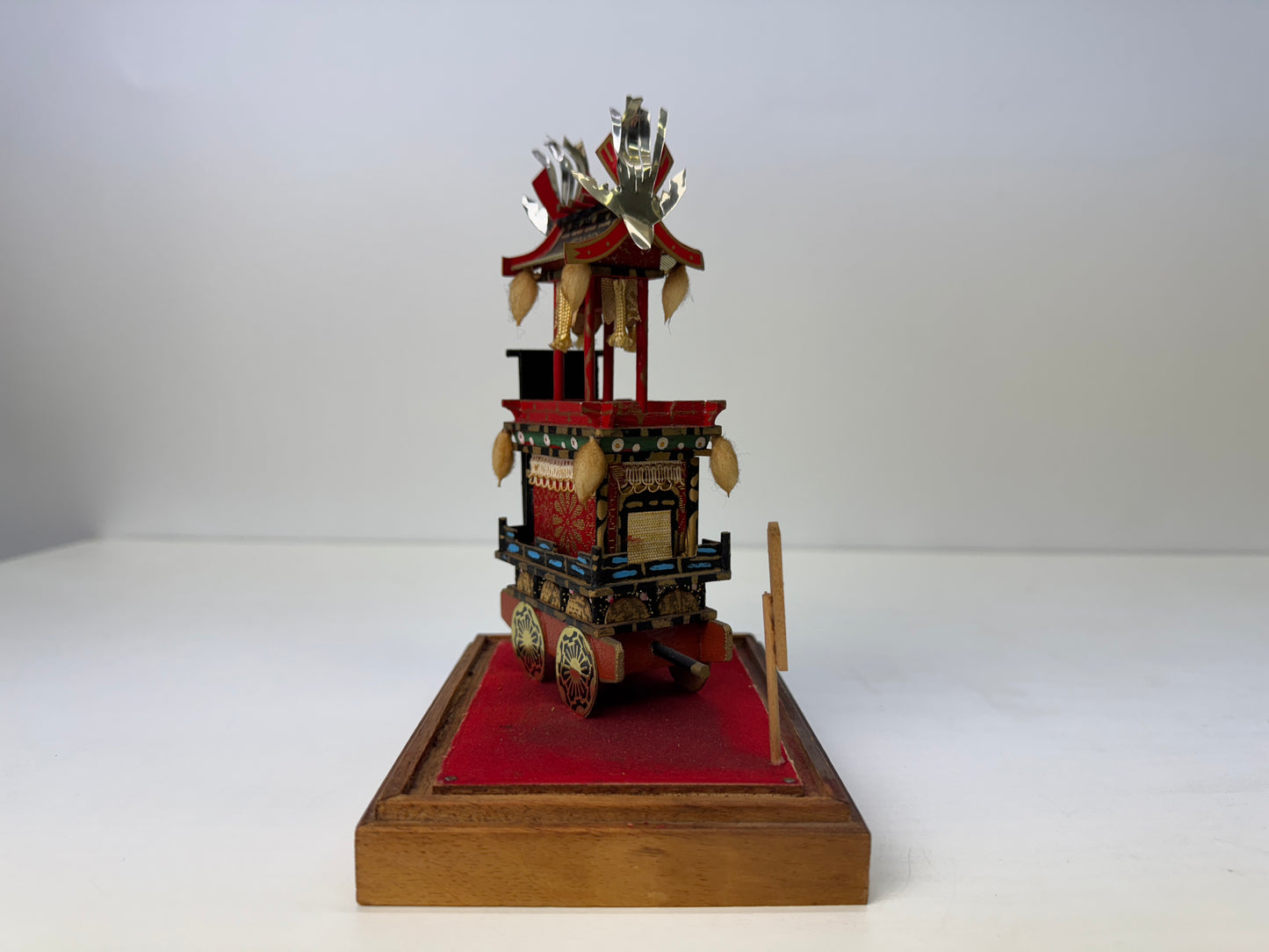 Y9146 OKIMONO miniature Takayama Festival stall glass case Japan antique decor