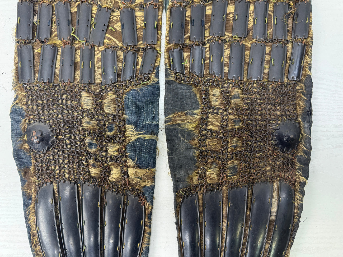 Y9168 YOROI Iron Kote gauntlets arm guard samurai busho arms Japan antique armor