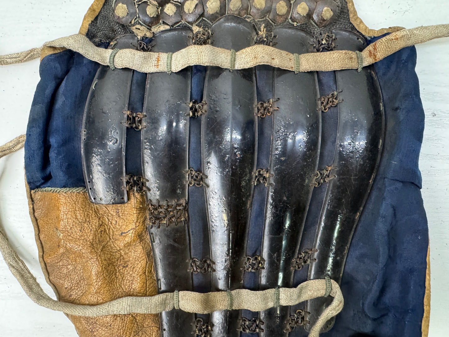 Y9169 YOROI Iron Suneate shin guard samurai busho arms Japan antique armor