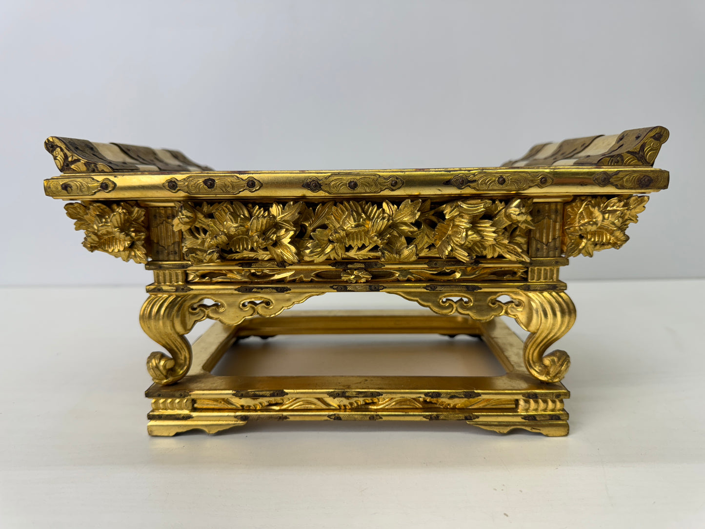 Y9187 Buddhist Altar Equipment Wakasa lacquer top sutra desk Japan antique