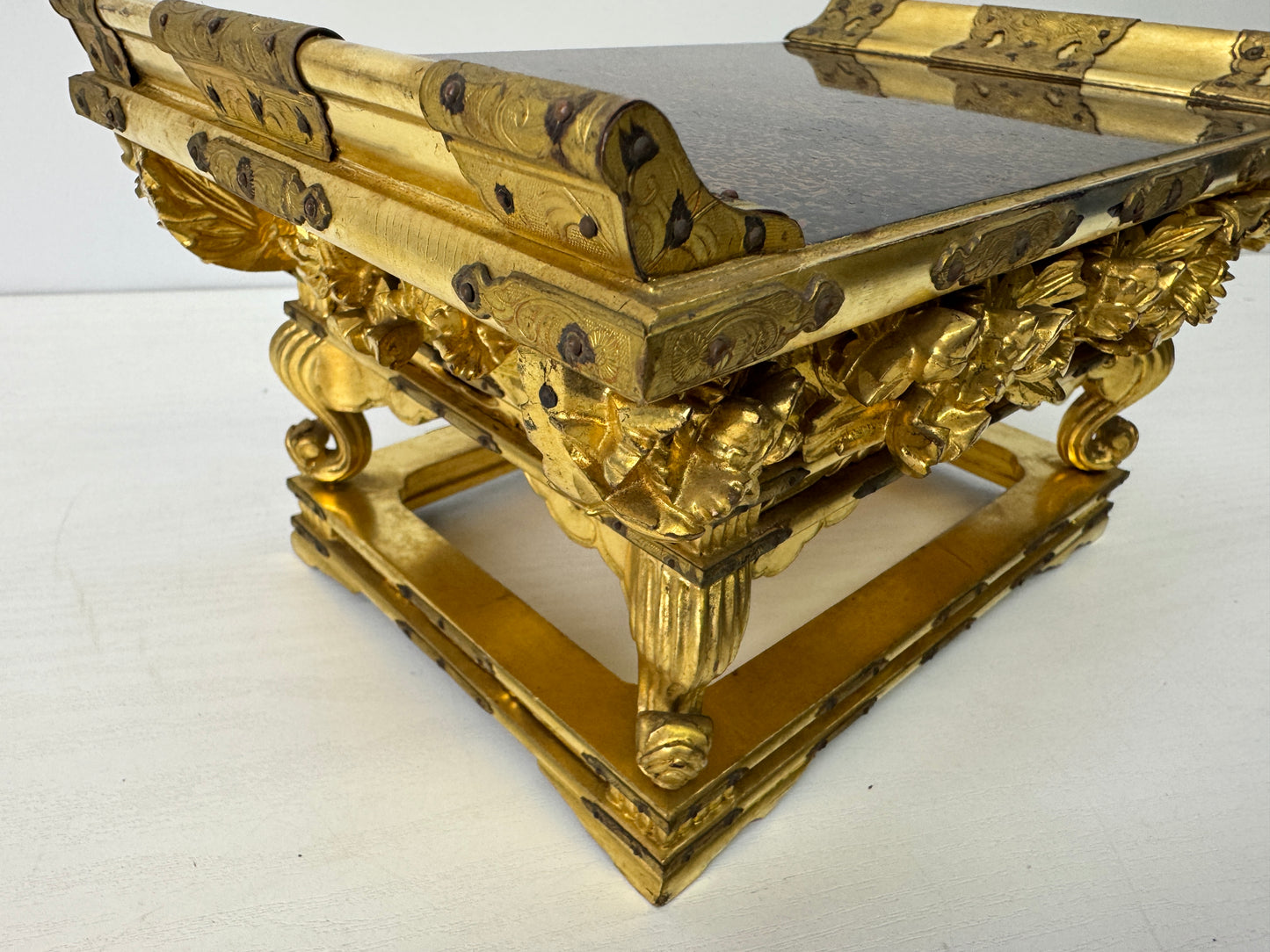Y9187 Buddhist Altar Equipment Wakasa lacquer top sutra desk Japan antique