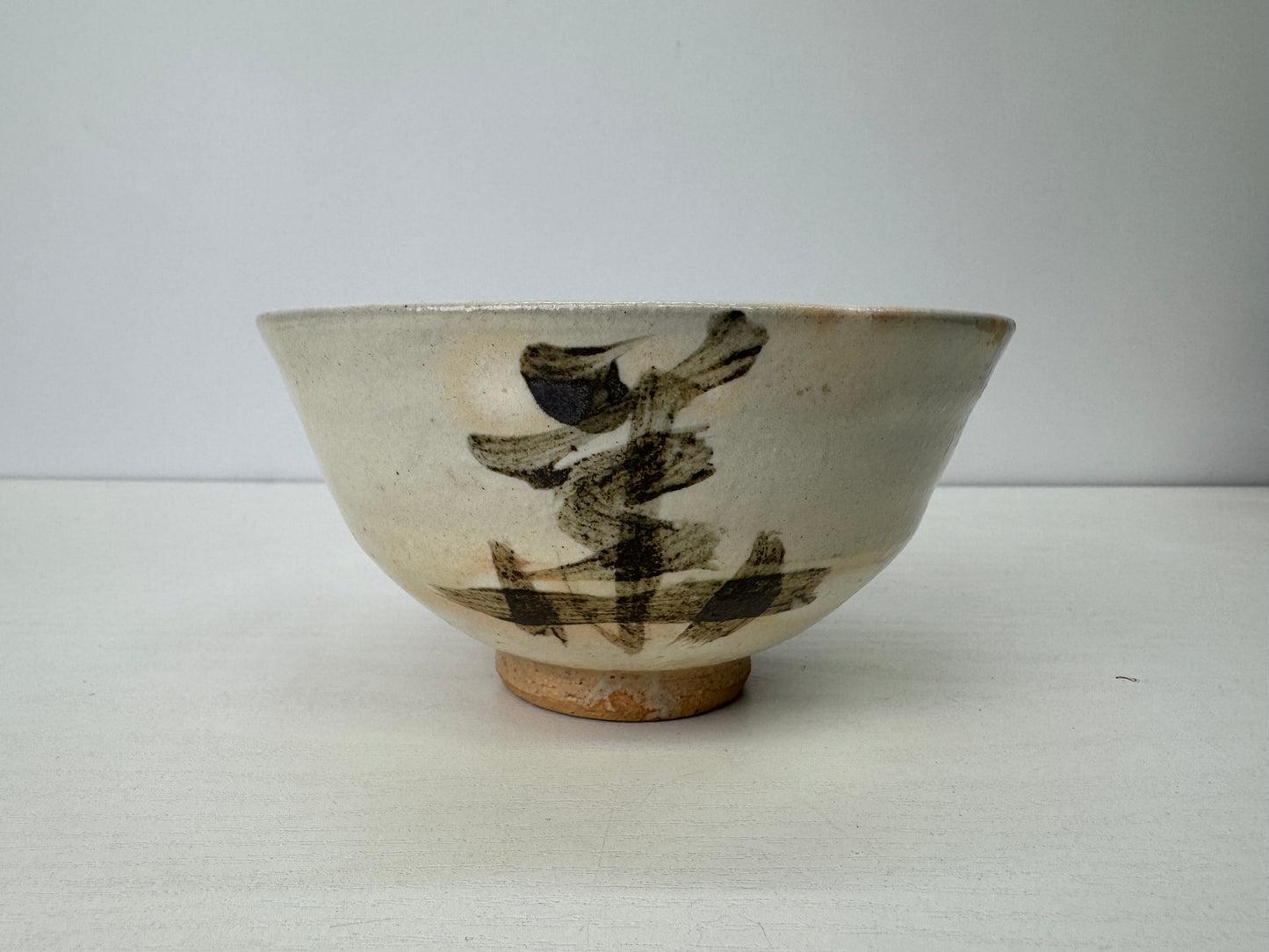Y9195 CHAWAN Kohiki bowl signed box Japan antique tea ceremony pottery cup