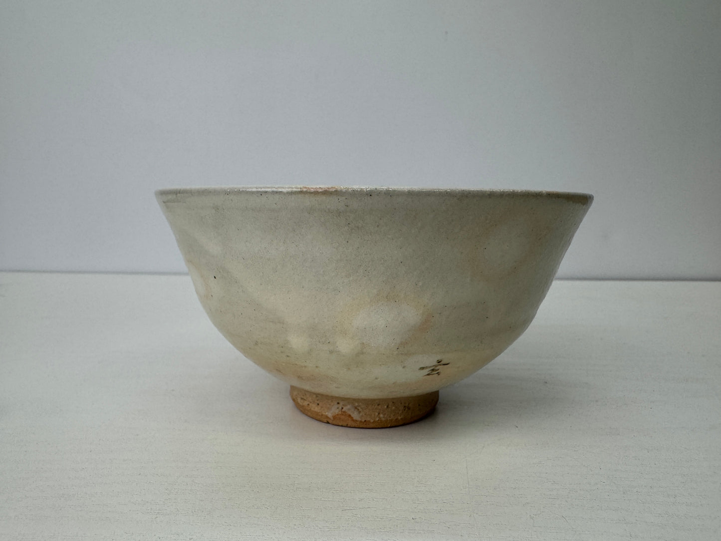 Y9195 CHAWAN Kohiki bowl signed box Japan antique tea ceremony pottery cup