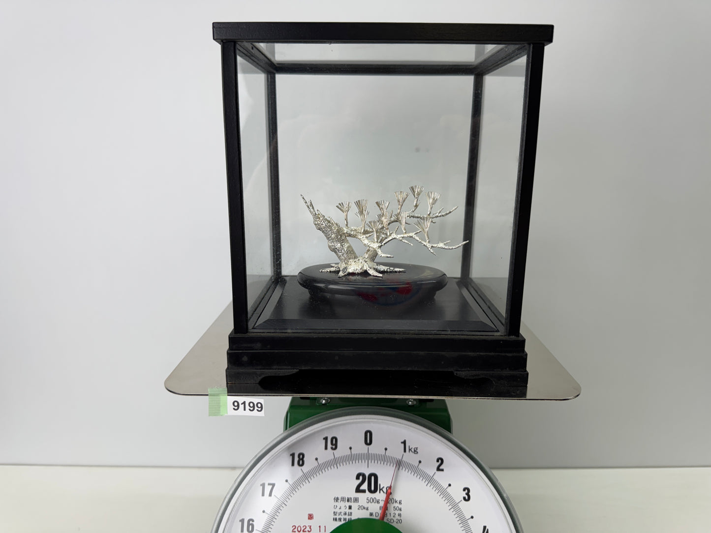 Y9199 OKIMONO Pure Silver Pine figure glass case Japan antique interior decor