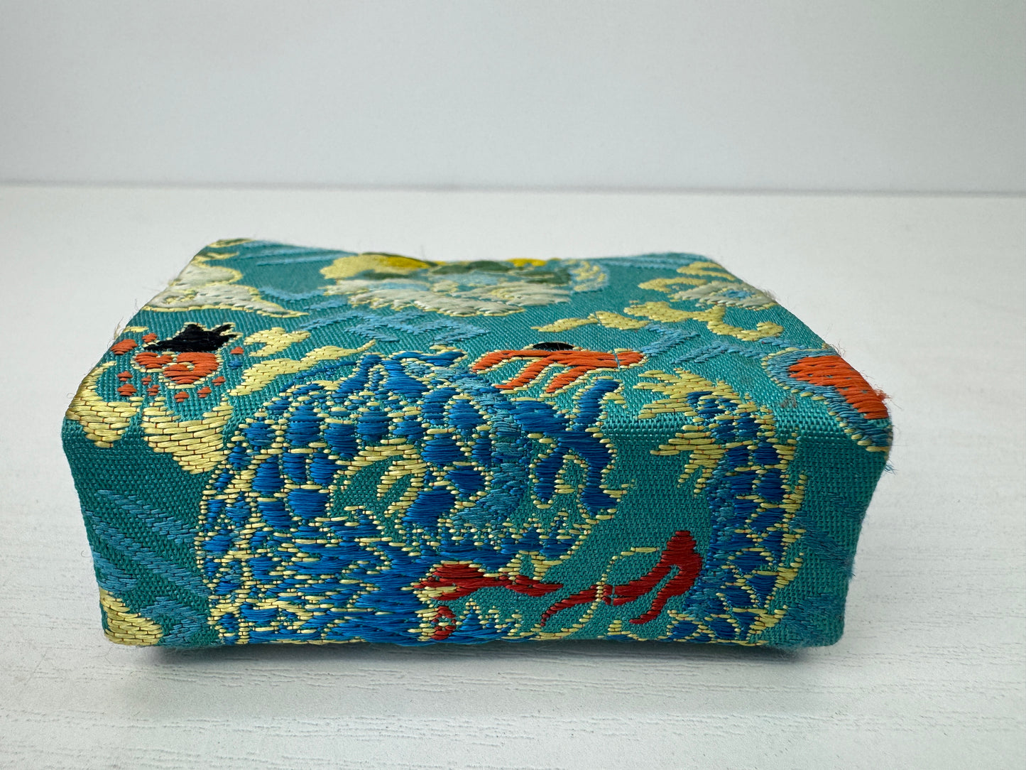 Y9209 BOX Dragon embroidery accessory trinkets case Japan antique container