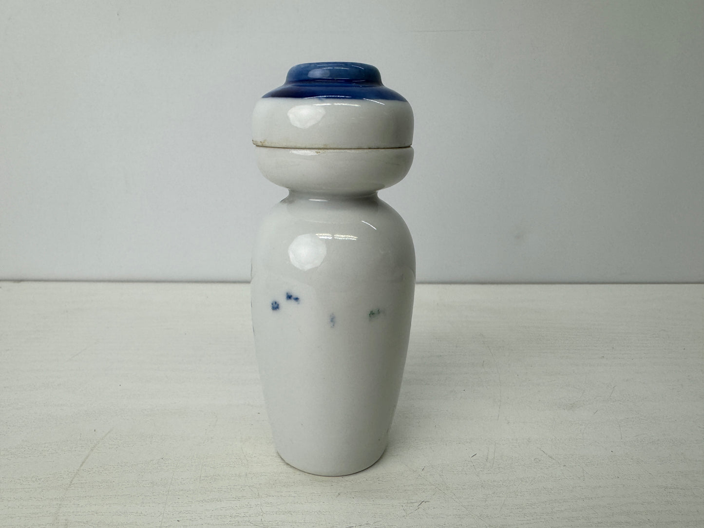Y9218 CHOUSHI Seto-ware Tokkuri sake bottle signed Japan antique tableware