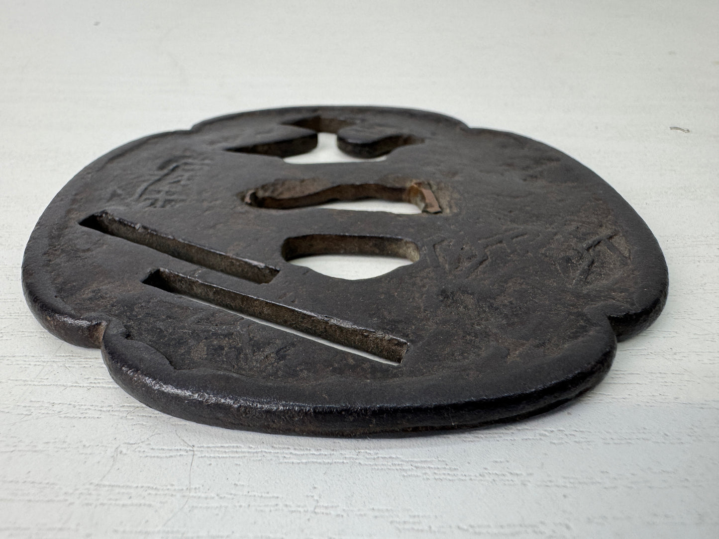 Y9223 TSUBA Iron long sword guard Japan samurai katana antique koshirae Edo