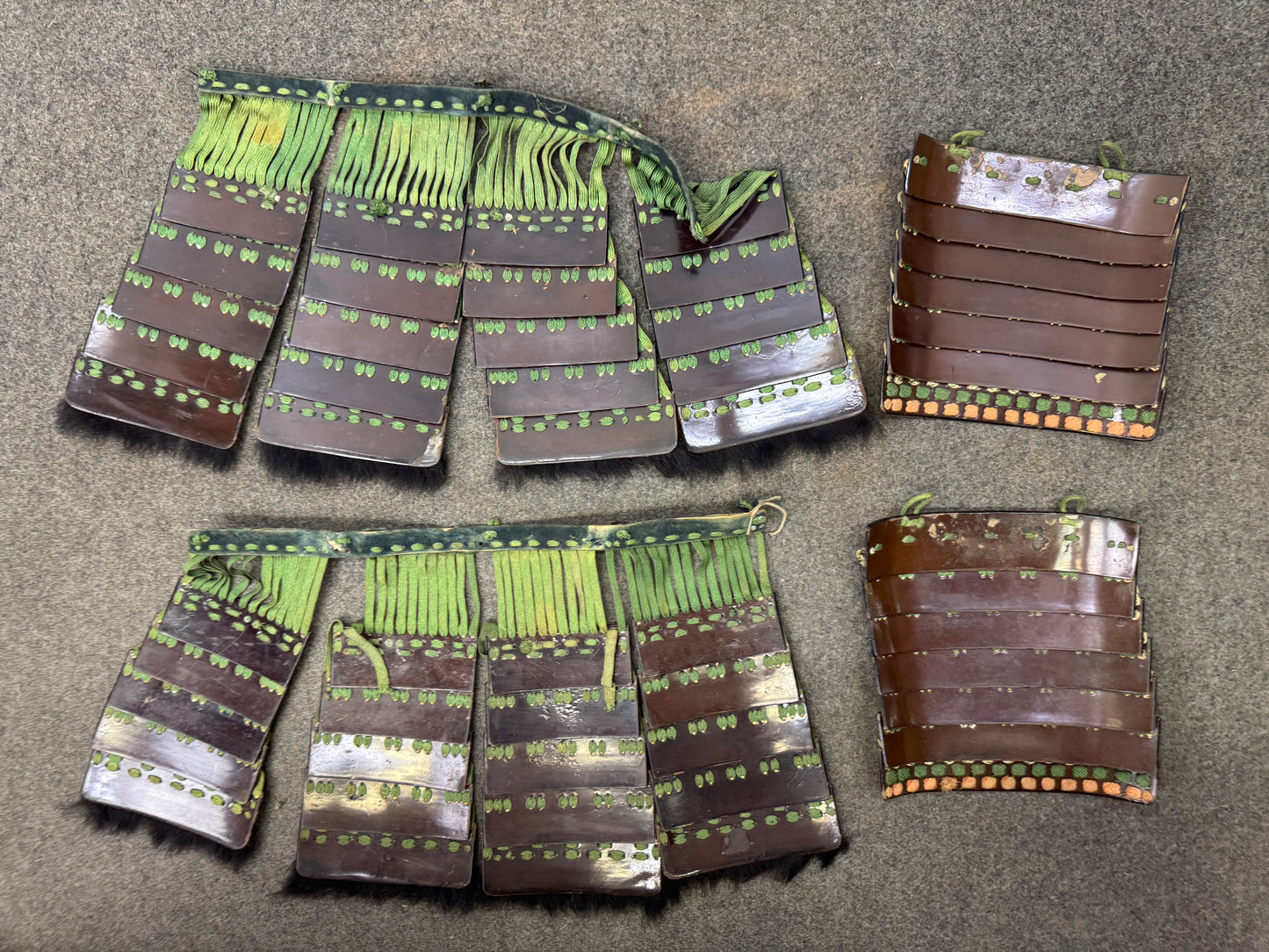 Y9225 YOROI Iron 5-plate torso Haidate box armor signed Japan antique samurai