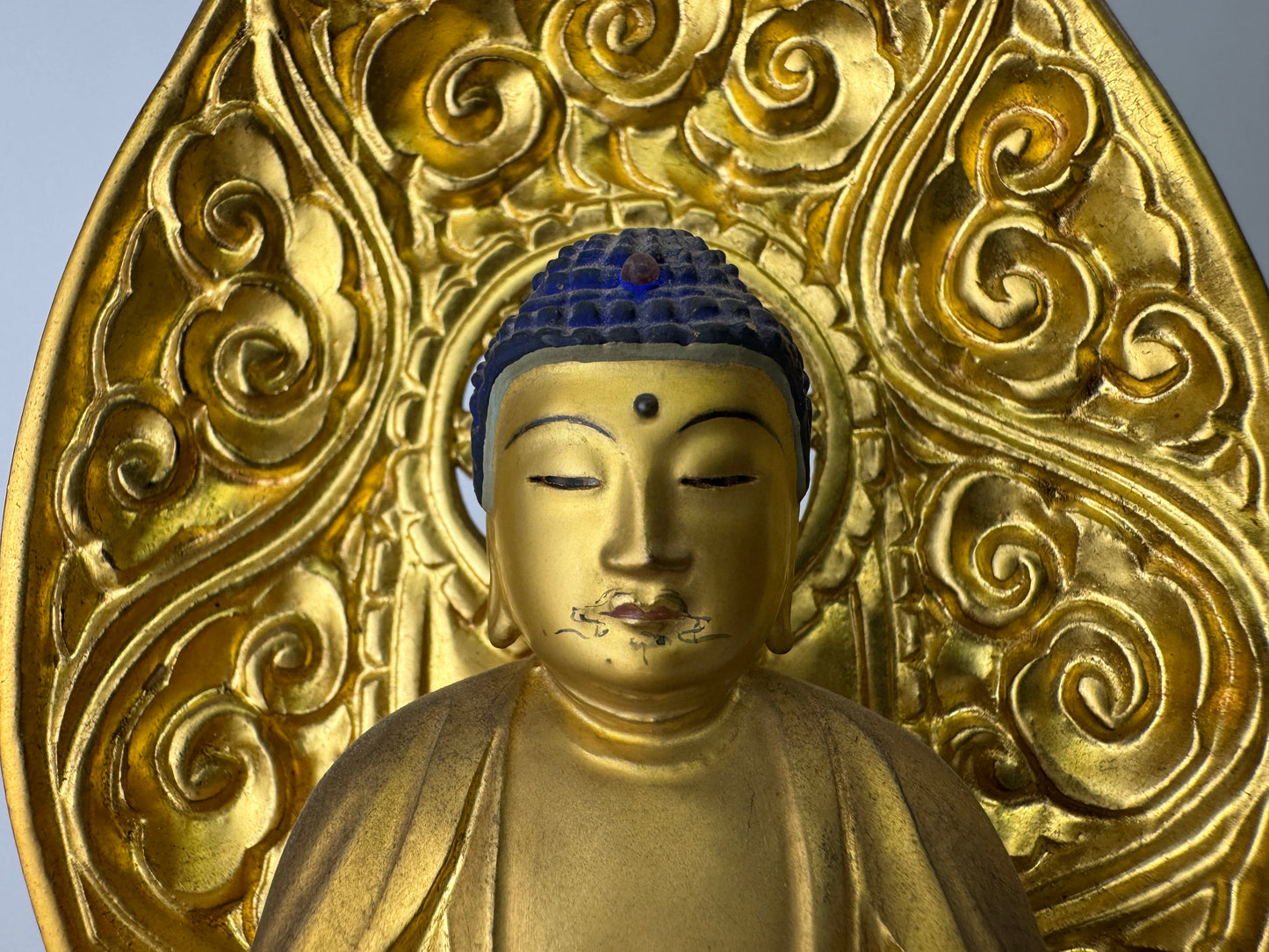 Y9235 STATUE Buddha figurine seated Amida wood carving gold leaf Japan antique
