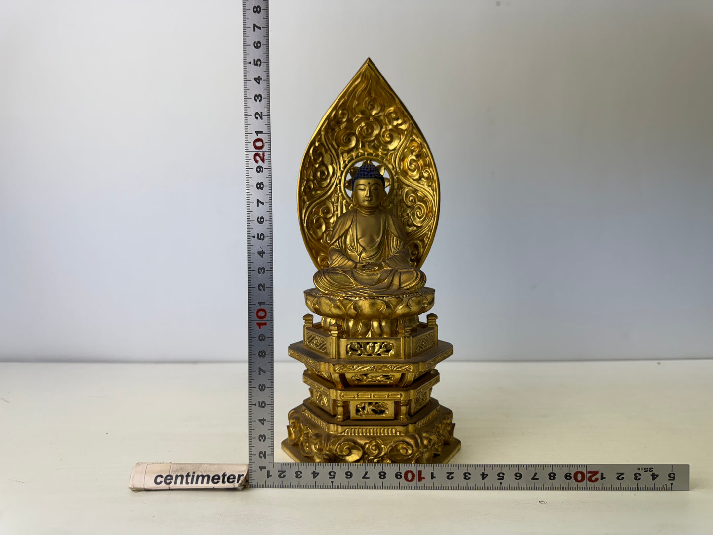 Y9235 STATUE Buddha figurine seated Amida wood carving gold leaf Japan antique