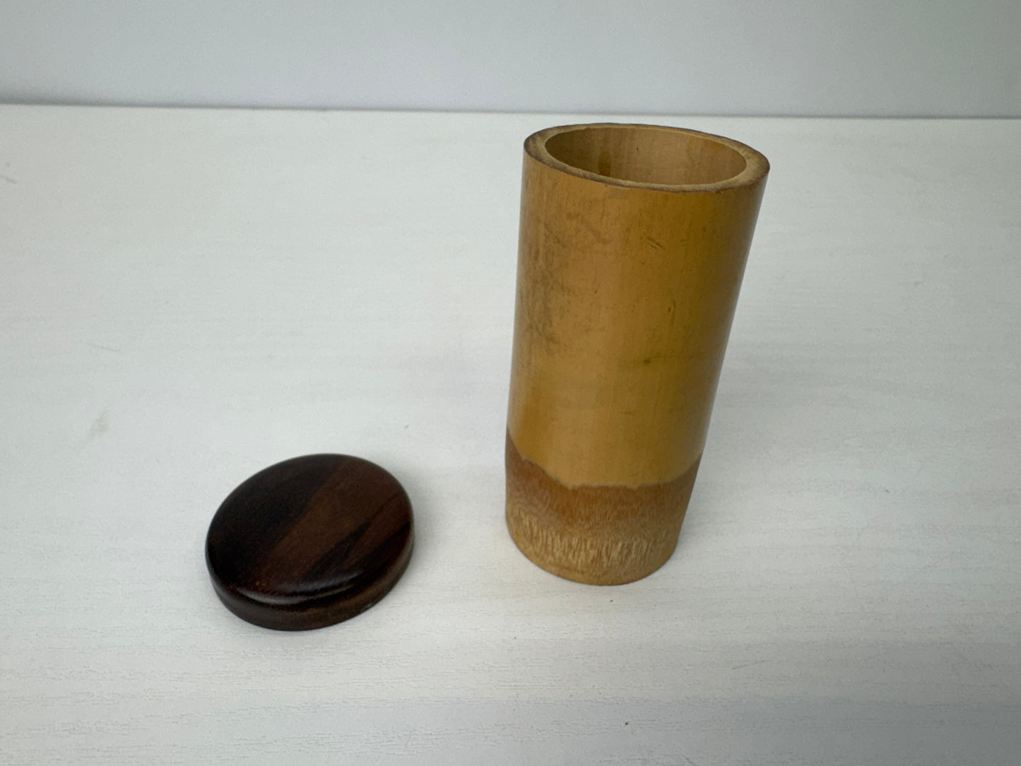 Y9259 TRAY Hollowed out Paulownia Tobacco obon ozen Makie handle Japan antique