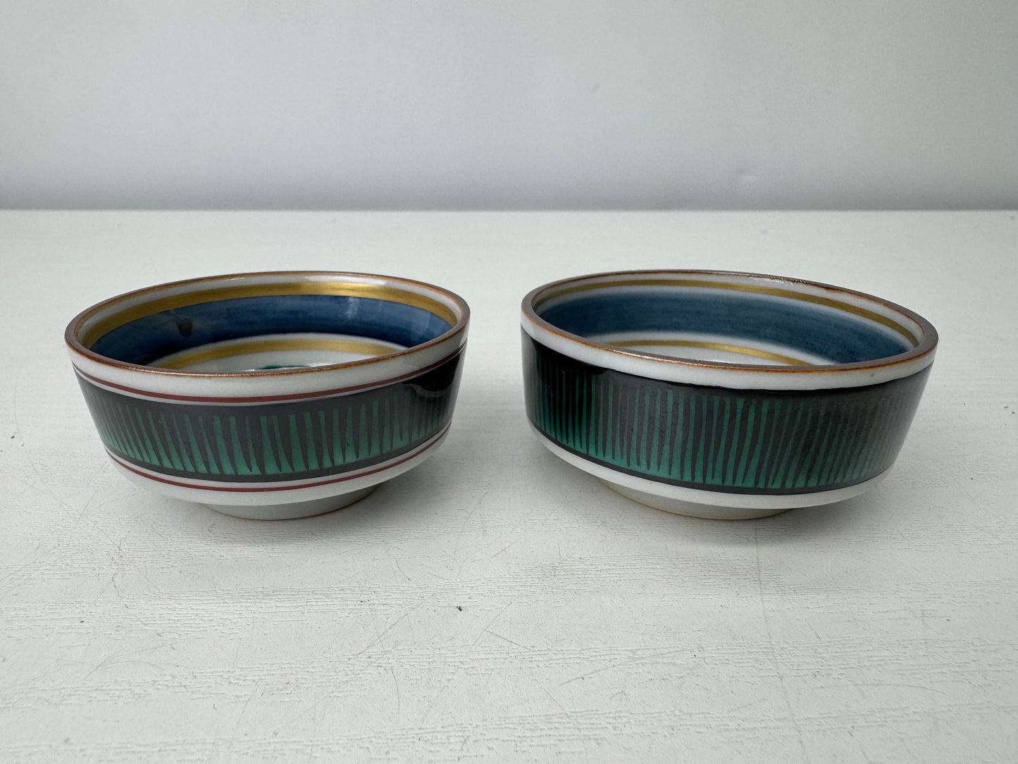Y9265 CHAWAN Kutani-ware Sake cup sakazuki signed box Japan antique tableware