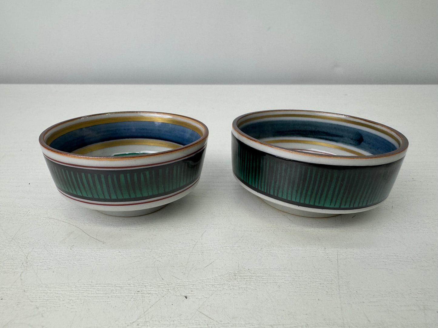 Y9265 CHAWAN Kutani-ware Sake cup sakazuki signed box Japan antique tableware