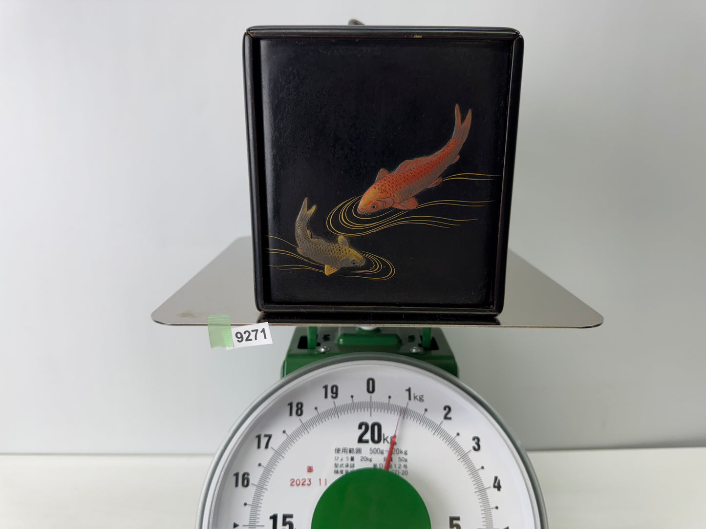 Y9271 TANSU Koi fish carp Makie small chest of drawers Japan antique interior