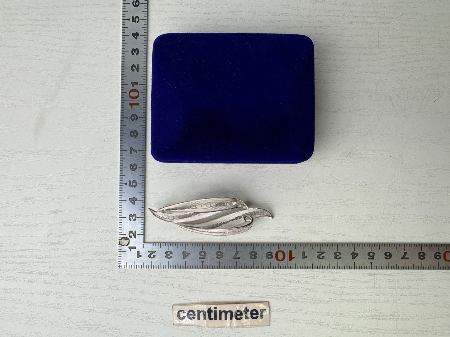 Y9296 BROOCH Pure silver accessory signed box Japan antique jewelry fashion