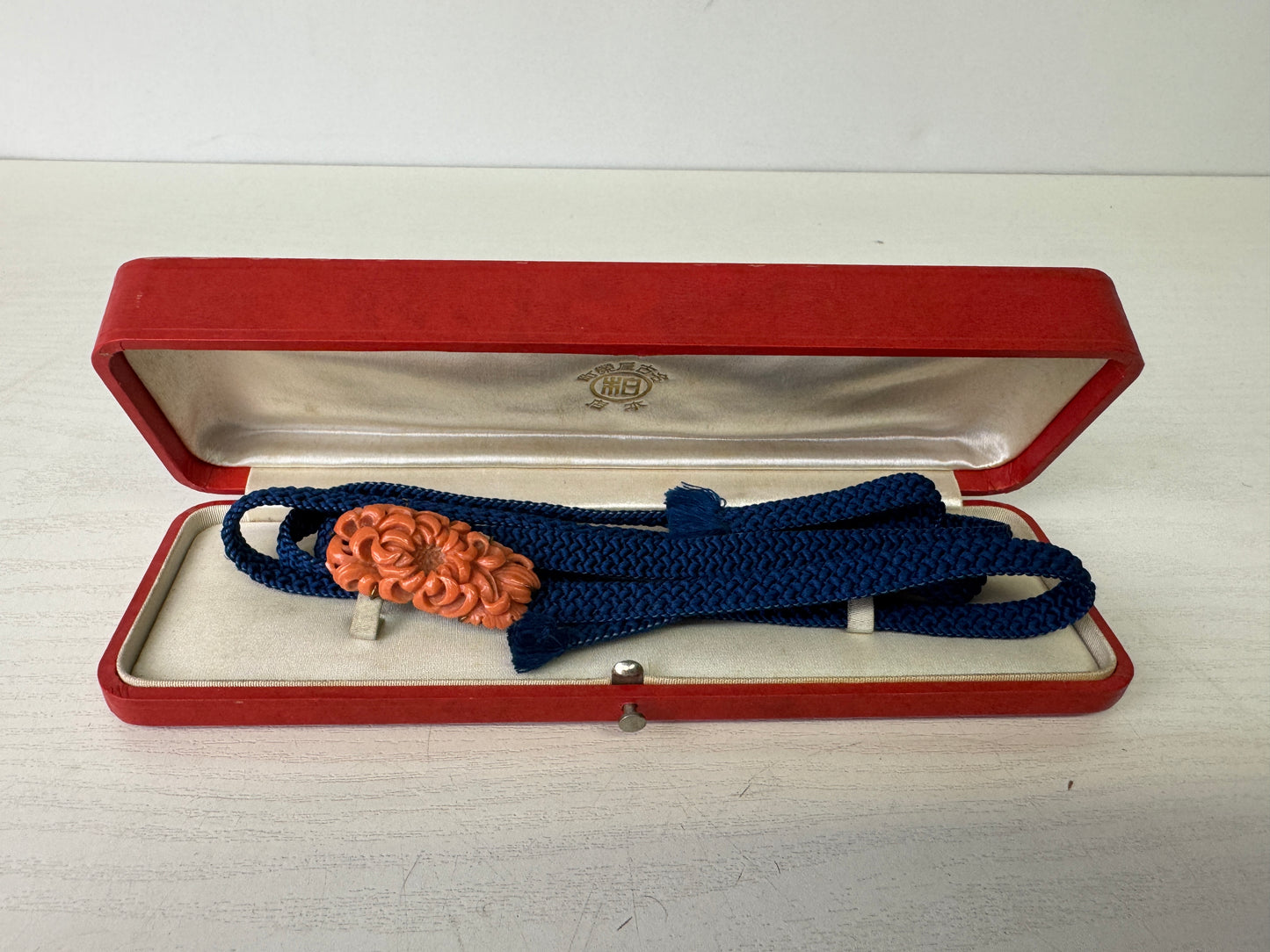 Y9323 OBIDOME Genuine coral sash clip brooch box Japan antique kimono accessory
