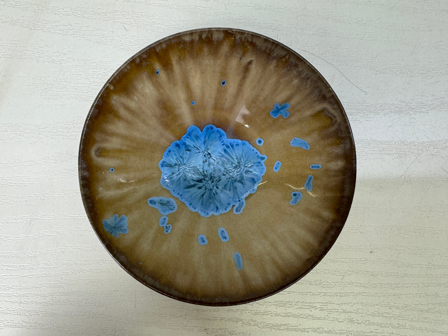 Y9335 CHAWAN Seto-ware flat sake cup blue crystal signed box Japan antique