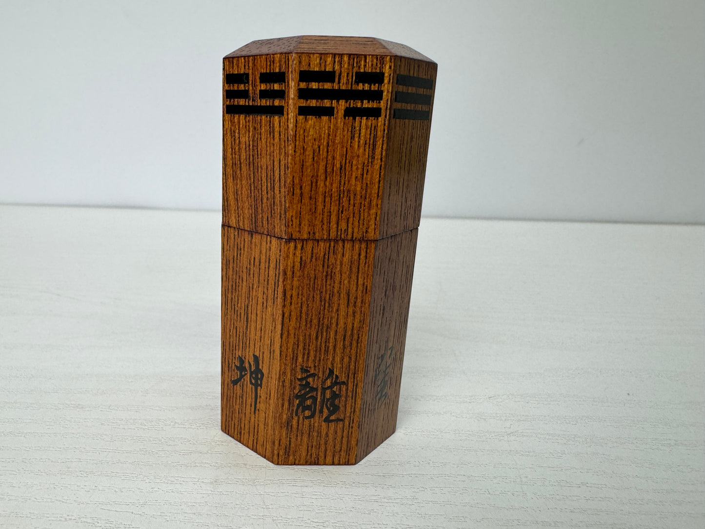 Y9339 BOX octagonal tobacco case signed box Japan antique tea ceremony container