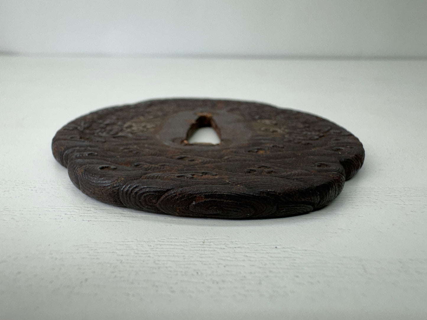 Y9358 TSUBA Iron sword guard wave cloud Japan samurai katana antique koshirae