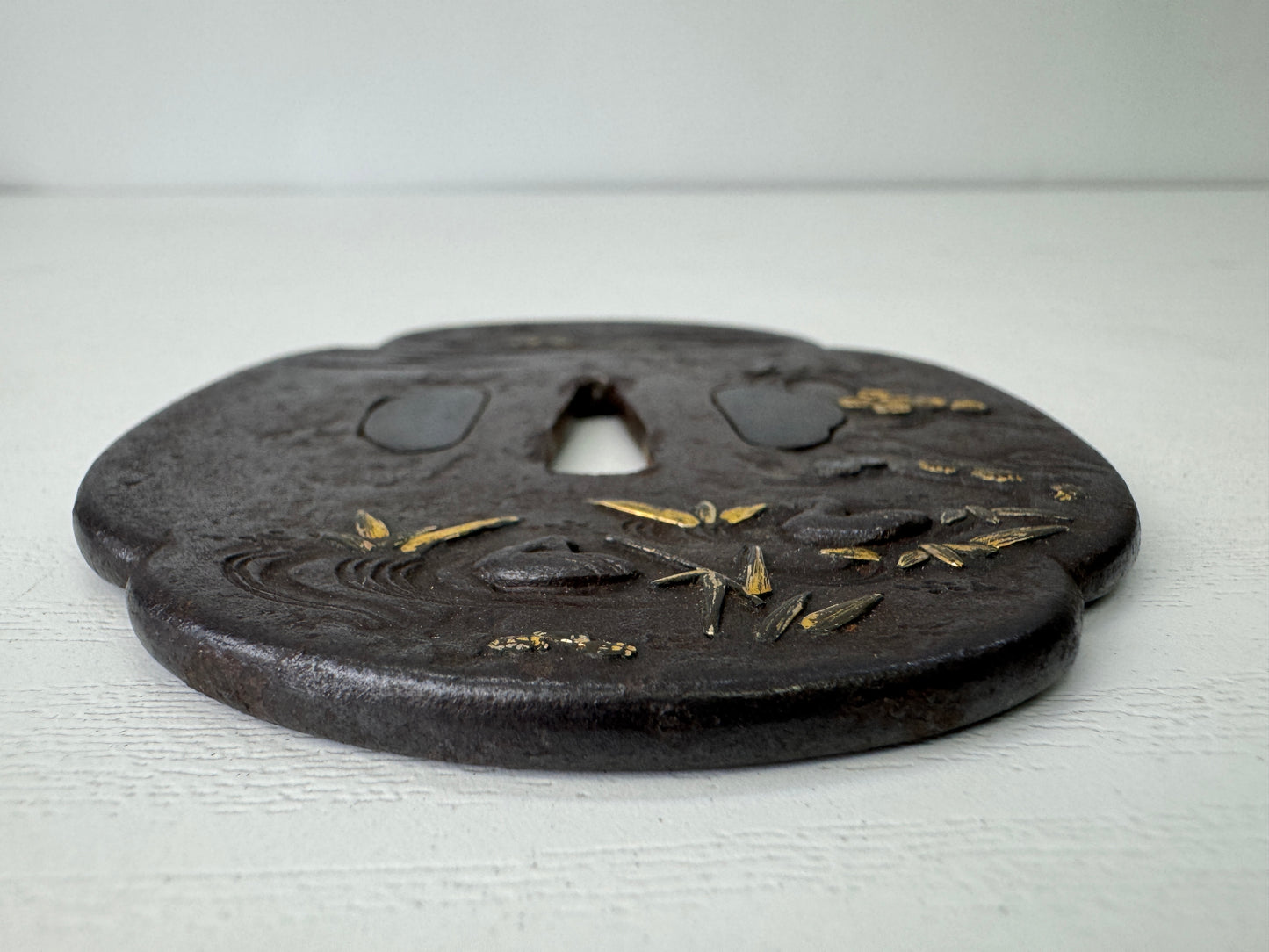 Y9362 TSUBA Iron large sword guard samurai box Japan samurai katana antique