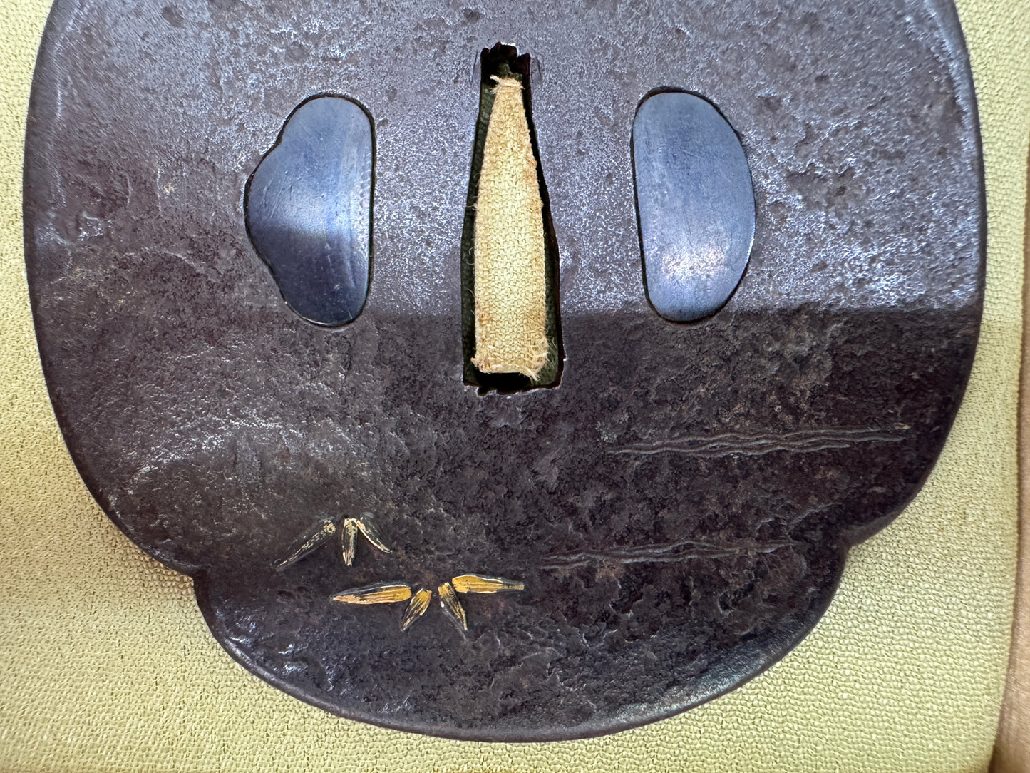 Y9362 TSUBA Iron large sword guard samurai box Japan samurai katana antique
