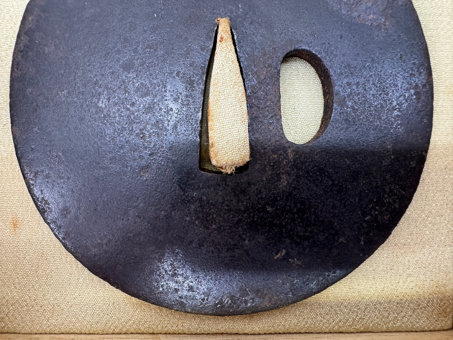 Y9363 TSUBA Iron sword guard round box Japan samurai katana antique koshirae edo