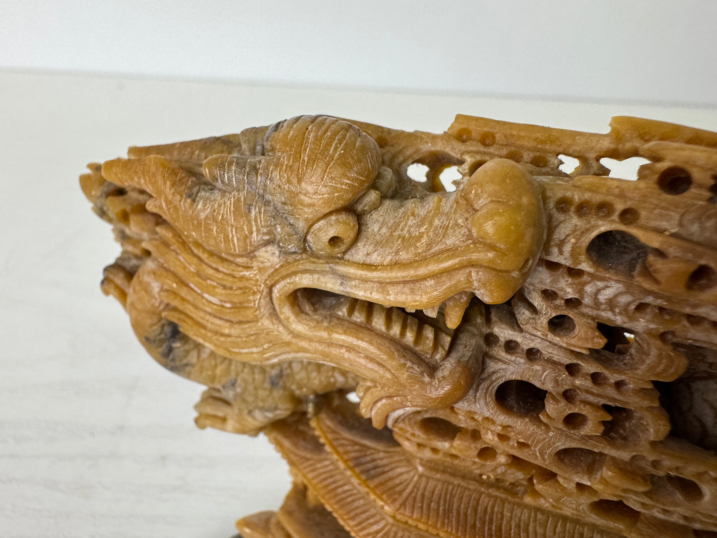 Y9389 OKIMONO Jade sculpture Dragon Tower ornament Chinese art antique interior