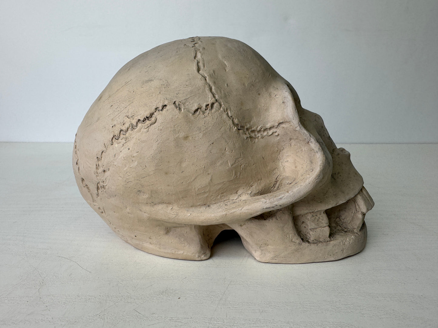 Y9390 OKIMONO ceramic Skeleton skull figurine signed Japan antique interior art