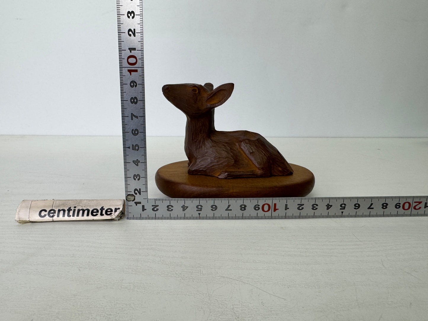 Y9391 OKIMONO metal Deer figurine signed wooden base Japan antique interior