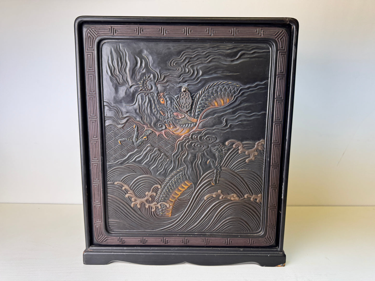 Y9406 TANSU Dragon carving small chest of drawers box Japan antique interior