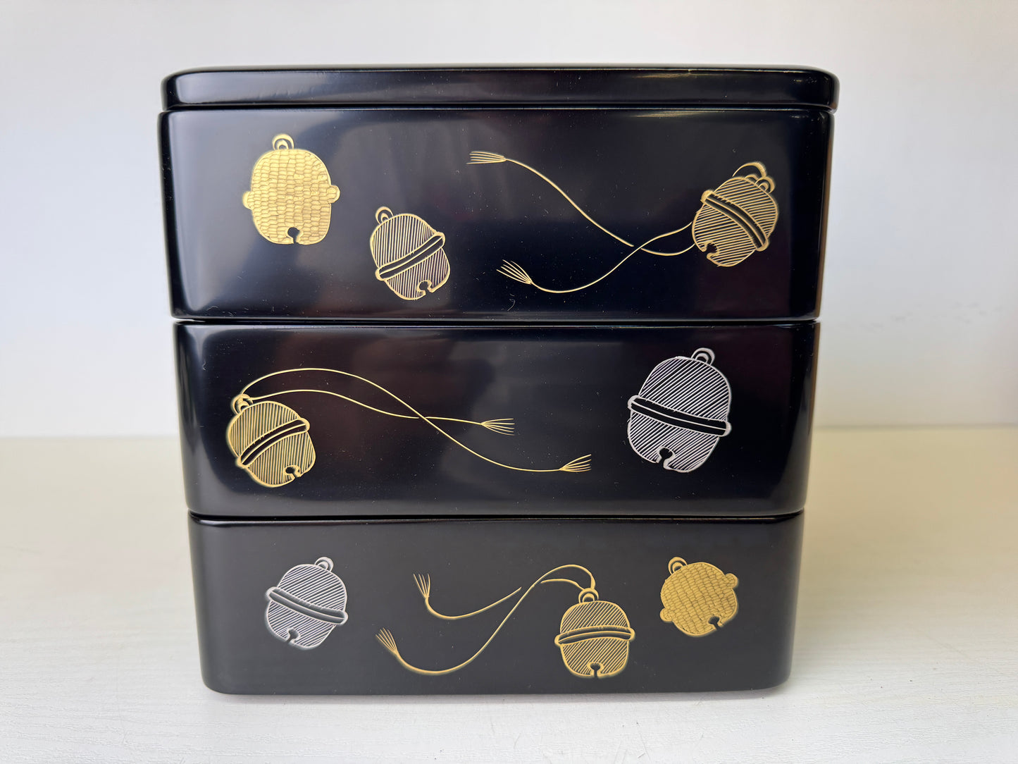 Y9408 BOX 3-tiered case Bell Makie design signed Japan antique container storage