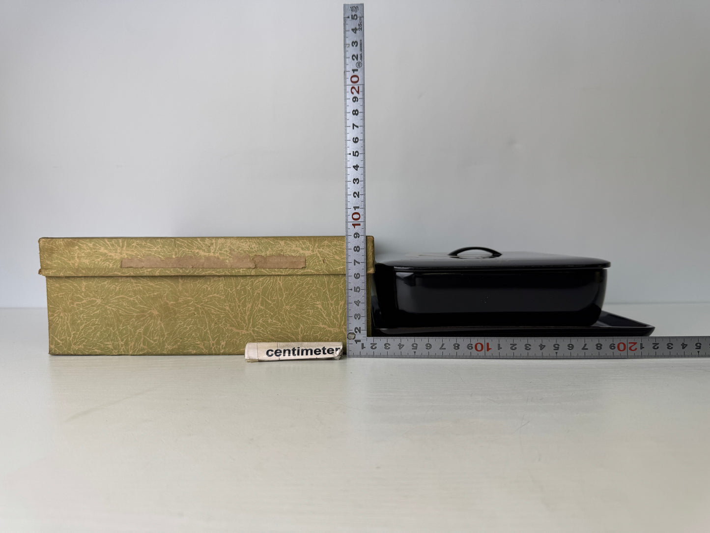 Y9409 BOX Lotus Makie lid accessory confectionery case Japan antique container