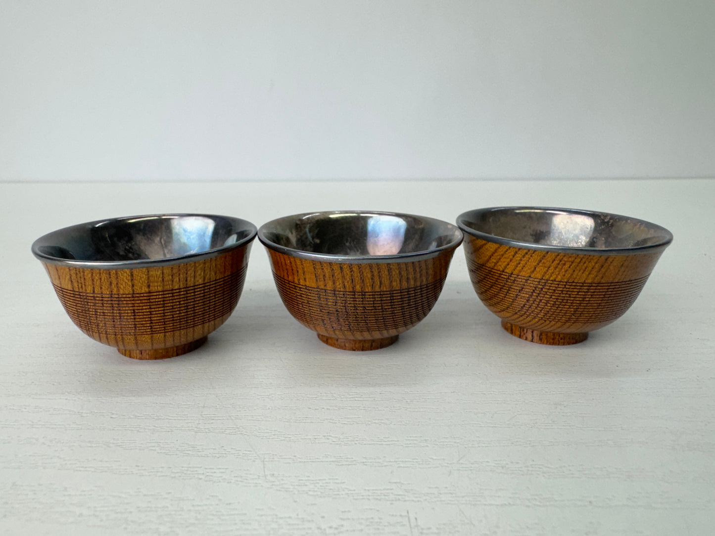 Y9428 CHAWAN Sterling silver lining 3 Sake cups signed box Japan antique kitchen