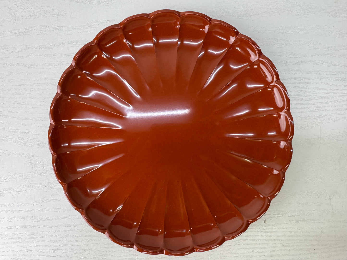 Y9458 DISH Chrysanthemum red black plate set signed box Makie Japan antique