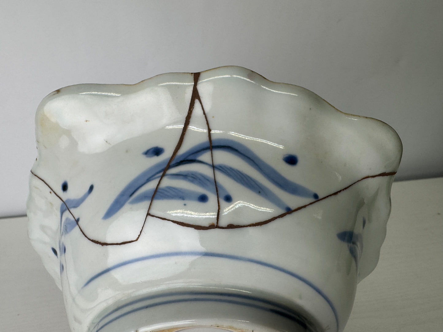 Y9474 CHAWAN Koimari bowl Carp kintsugi Jaoan antique tableware dish kitchen
