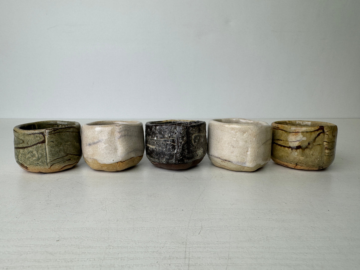 Y9480 CHAWAN Seto-ware Sake cup set of 5 signed box sakazuki Japan antique